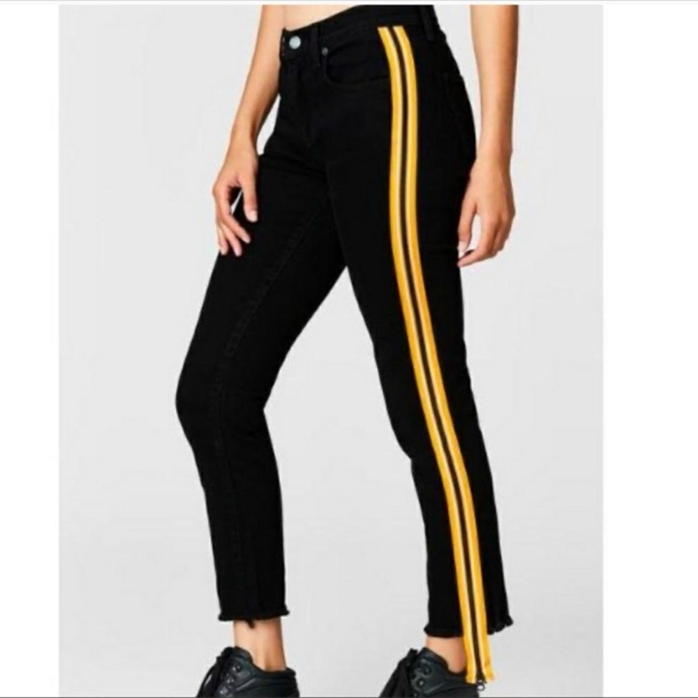 Carmen Black Zipper Jeans Custom